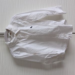 H&M toddler dress shirt. T2. New, never worn, but needs to be ironed.